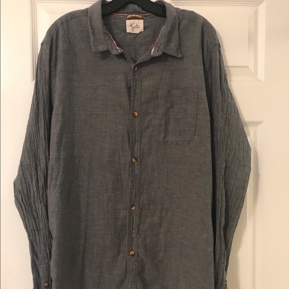 Classic Breezy Buttondown by Koto - XL - Picture 3 of 5